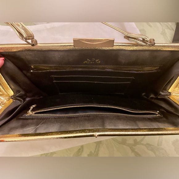 Rosart Vintage Oriental Scene Fabric Rectangle Handbag with Gold Leather Accents - Picture 6 of 16